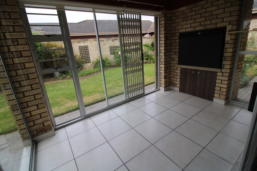 3 Bedroom Property for Sale in Dormehls Drift Western Cape